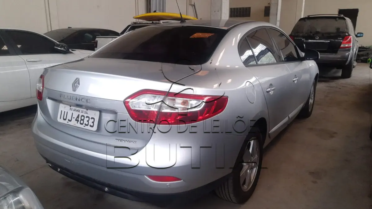 LOTE 009 - FLUENCE DYN (A), PLACA OFICIAL IUJ4833, ANO 2013, MODELO 2013,
