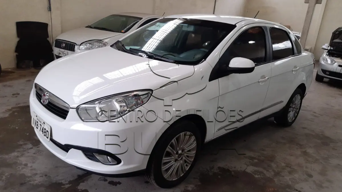 LOTE 011 - GRAND SIENA, PLACA OFICIAL IVB7480, ANO 2013, MODELO 2014,